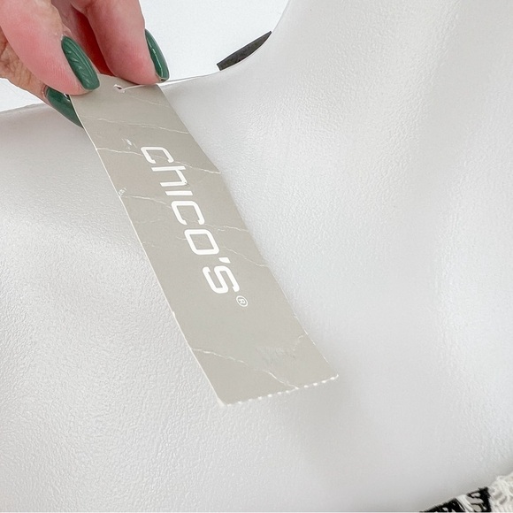 Chicos Travelers Baroque Lace Fringe TOP Black/Ecrue Paisley NWT - Picture 5 of 7